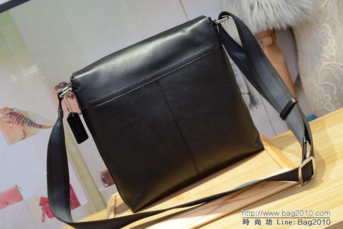 COACH蔻馳 海外代購 頭層牛皮 專櫃品質 70555 單肩斜挎男包  Chz1558